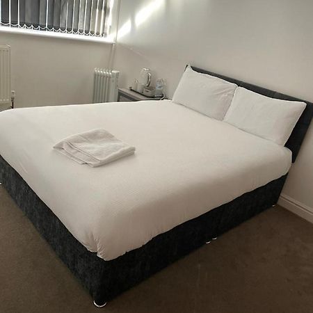 Apartment In Central Wakefield Вэйкфильд Экстерьер фото